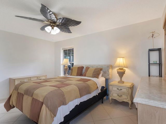 857 Worcester Lane B, Lake Worth, FL 33467