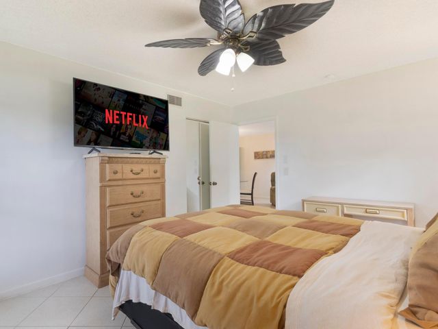 857 Worcester Lane B, Lake Worth, FL 33467