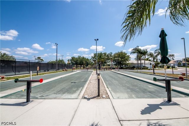3600 Rue Alec LOOP 4, North Fort Myers, FL 33917