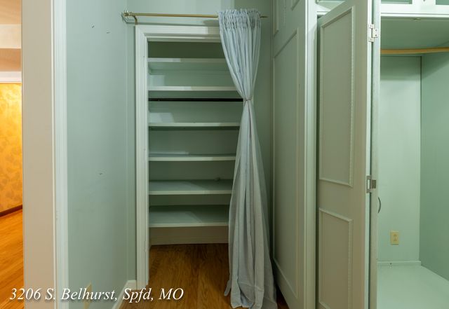 3206 S Bellhurst Avenue, Springfield, MO 65804