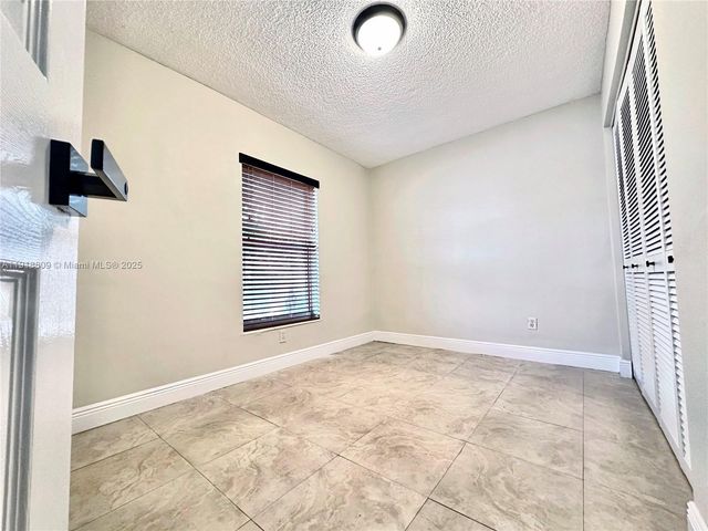 11117 SW 122nd Ct, Miami, FL 33186