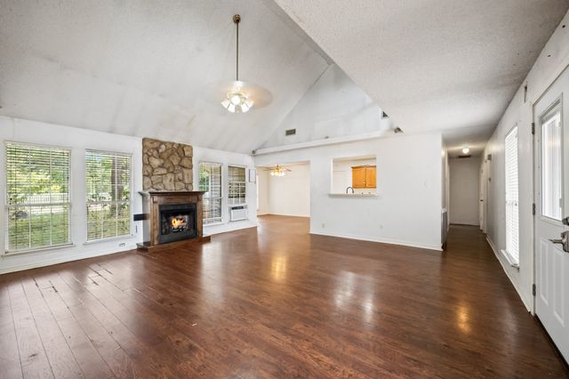 5910 County Road 3515, Quinlan, TX 75474