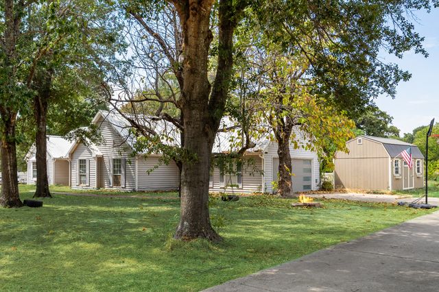 5910 County Road 3515, Quinlan, TX 75474