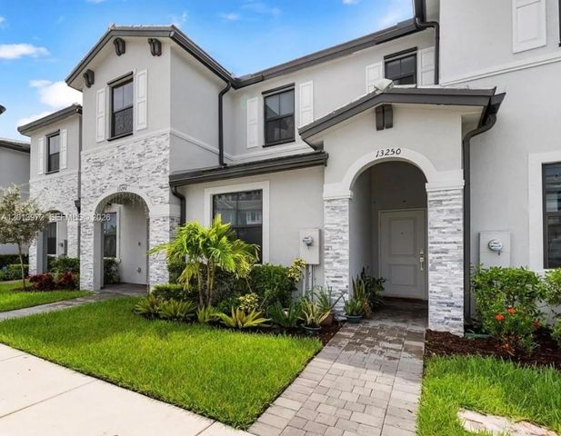 13250 SW 285th St, Homestead, FL 33033