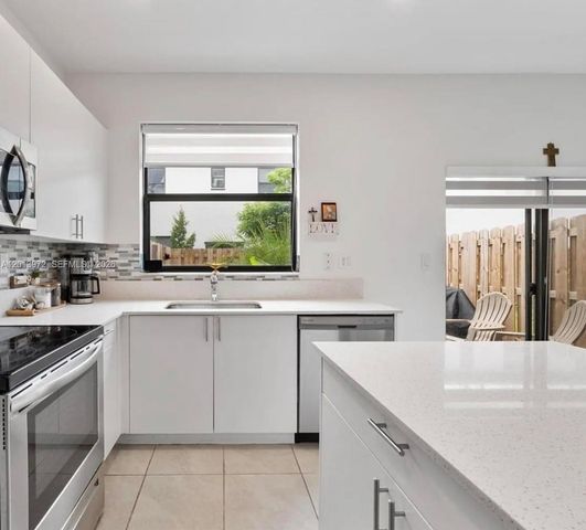13250 SW 285th St, Homestead, FL 33033