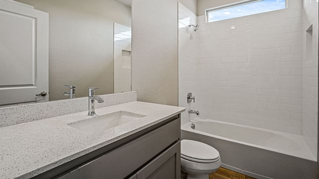 1929 COOKES Lane, Cleburne, TX 76033