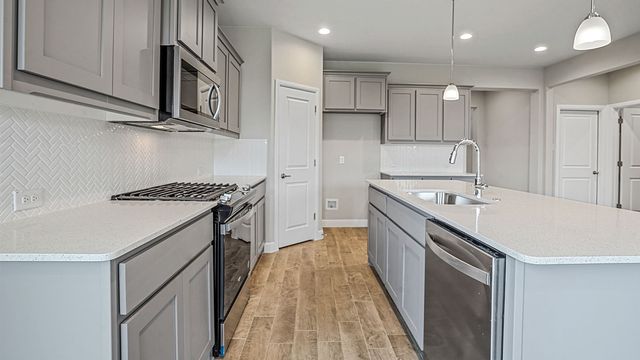1929 COOKES Lane, Cleburne, TX 76033