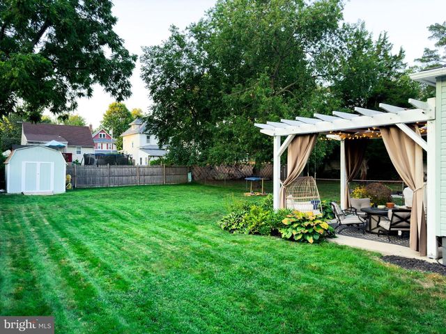 209 W MADISON AVE, Magnolia, NJ 08049