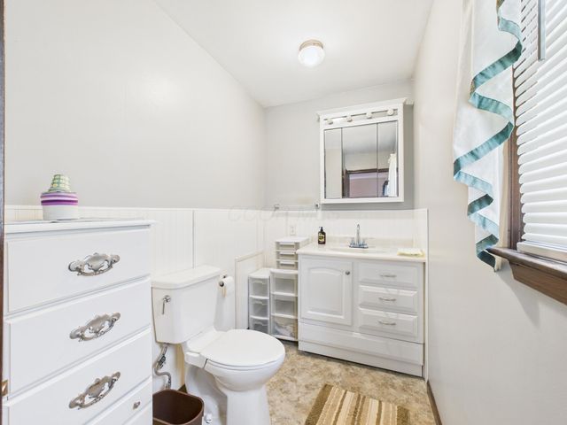 1950 Lancaster Kirkersville Road NW, Lancaster, OH 43130