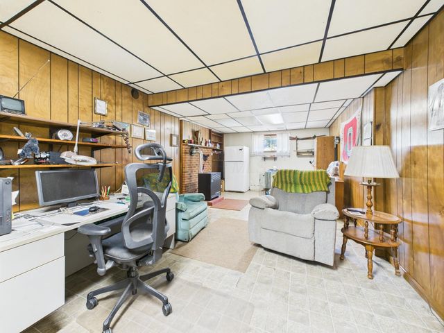 1950 Lancaster Kirkersville Road NW, Lancaster, OH 43130