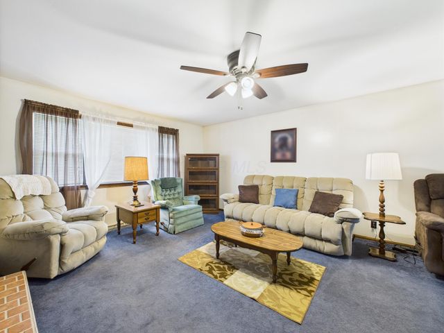 1950 Lancaster Kirkersville Road NW, Lancaster, OH 43130
