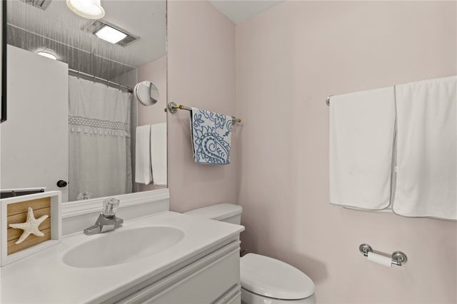 1 Marina Drive, St Simons Island, GA 31522