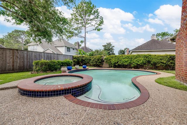 5534 Honor Drive, Houston, TX 77041