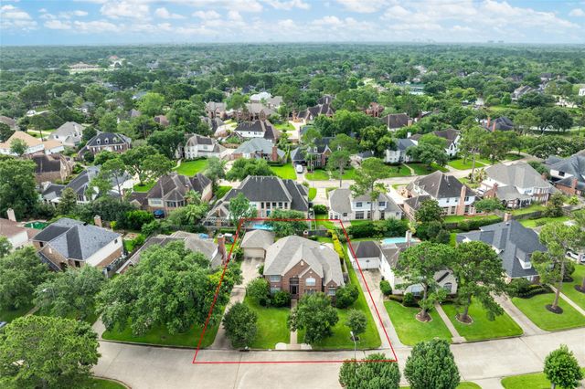 5534 Honor Drive, Houston, TX 77041