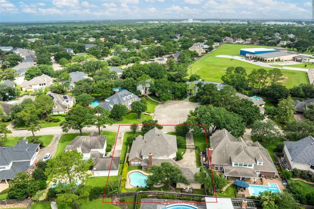 5534 Honor Drive, Houston, TX 77041