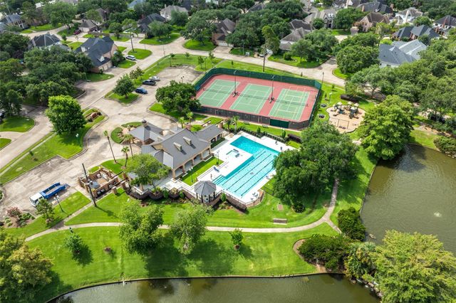 5534 Honor Drive, Houston, TX 77041