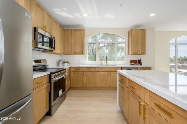 1081 W 1ST Street 16, Tempe, AZ 85281