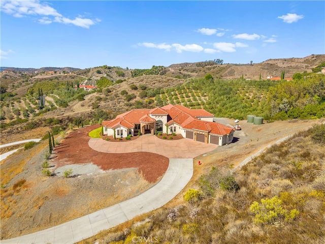 25700 El Chaval Place, Temecula, CA 92590