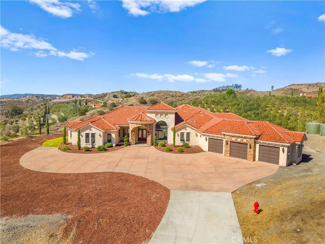 25700 El Chaval Place, Temecula, CA 92590