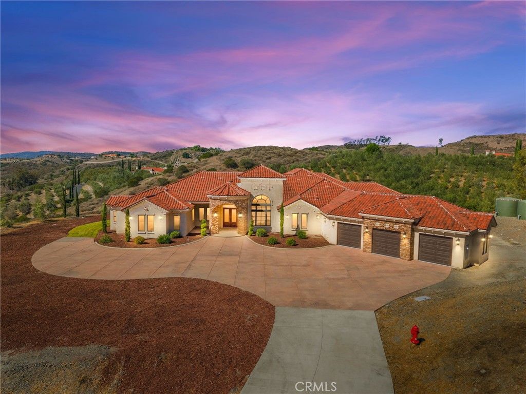 25700 El Chaval Place, Temecula, CA 92590