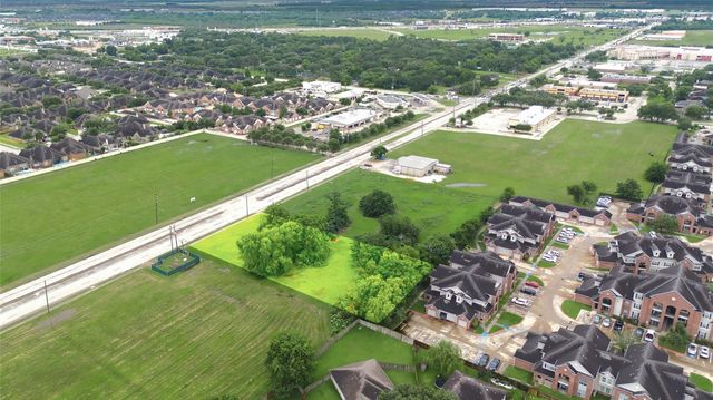 2218 B F Terry Boulevard, Rosenberg, TX 77471