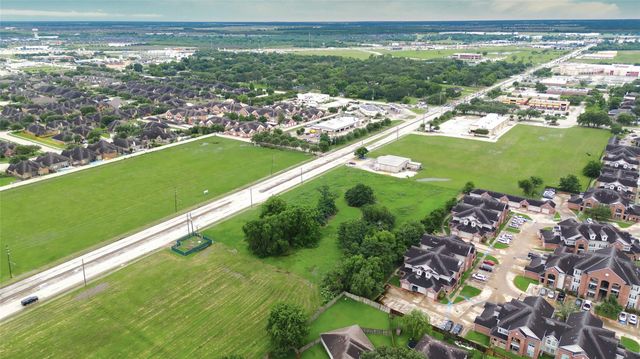 2218 B F Terry Boulevard, Rosenberg, TX 77471