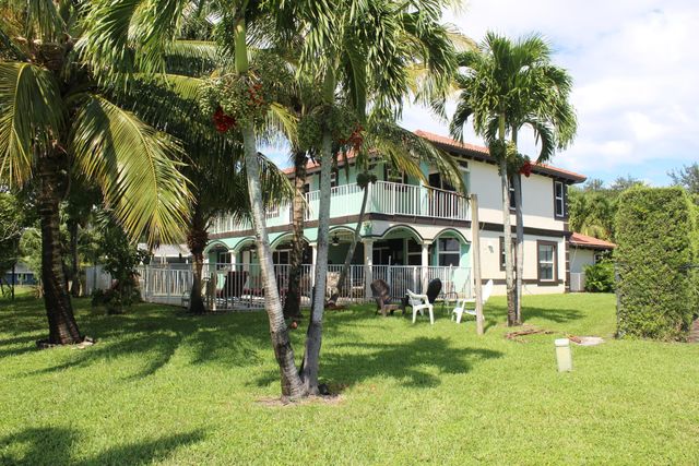 13847 Geranium Place, Wellington, FL 33414