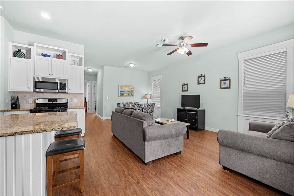 311 Sailhouse Way, Rockport, TX 78382 — photo 3
