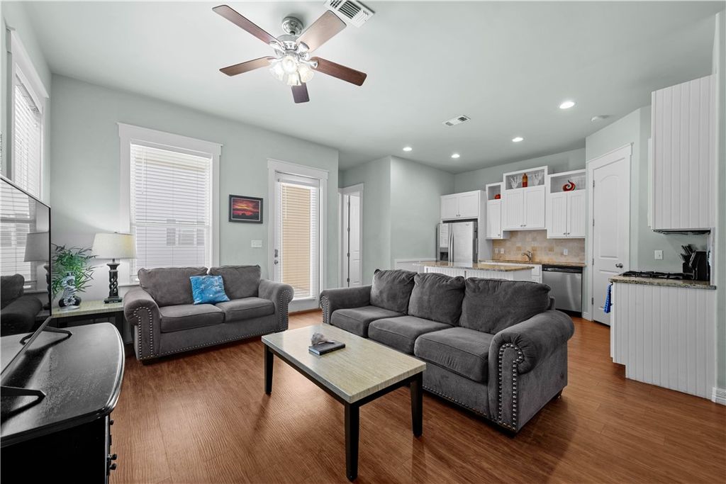 311 Sailhouse Way, Rockport, TX 78382 — photo 5