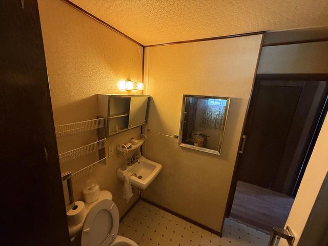 923 11th AVENUE S, Onalaska, WI 54650