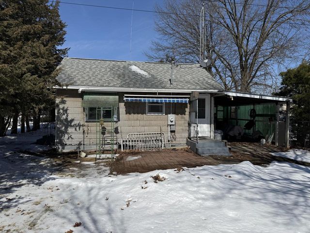 923 11th AVENUE S, Onalaska, WI 54650
