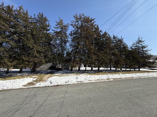 923 11th AVENUE S, Onalaska, WI 54650
