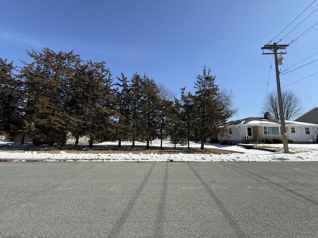 923 11th AVENUE S, Onalaska, WI 54650