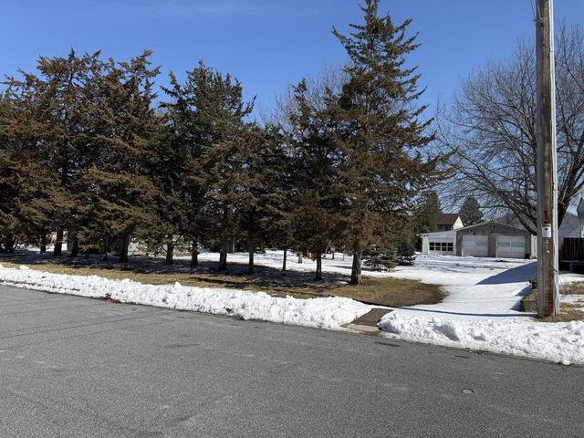 923 11th AVENUE S, Onalaska, WI 54650