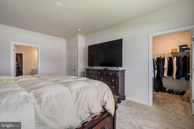 109 CONGRESSIONAL CT, Moorestown, NJ 08057
