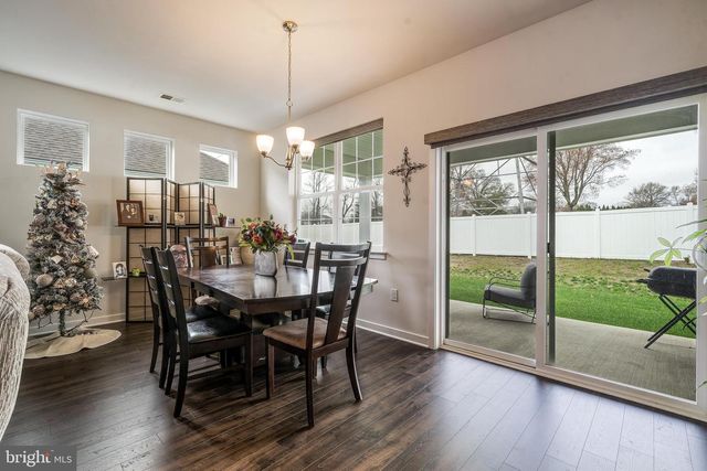 109 CONGRESSIONAL CT, Moorestown, NJ 08057