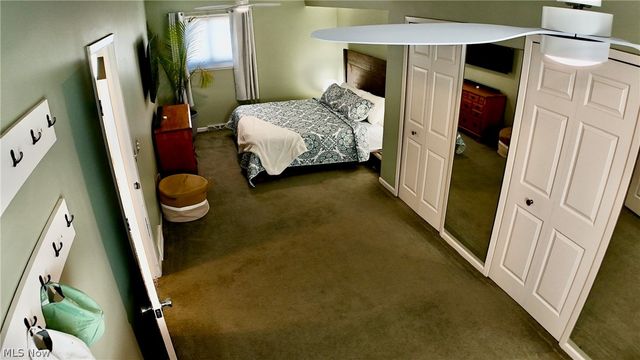 8407 Barton Drive, Strongsville, OH 44149