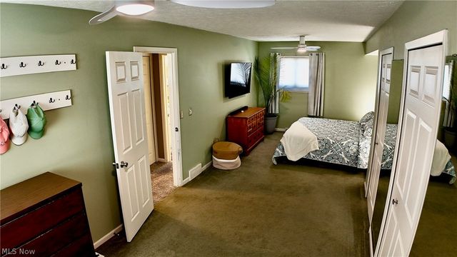 8407 Barton Drive, Strongsville, OH 44149