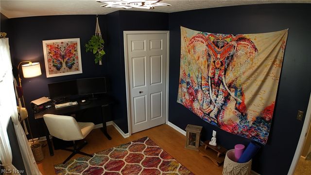 8407 Barton Drive, Strongsville, OH 44149