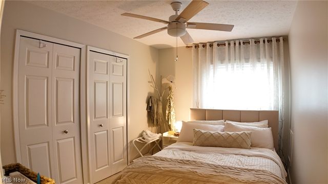 8407 Barton Drive, Strongsville, OH 44149