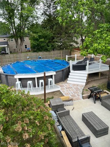 8407 Barton Drive, Strongsville, OH 44149