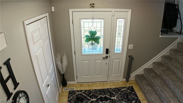 8407 Barton Drive, Strongsville, OH 44149