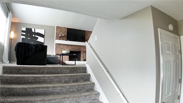 8407 Barton Drive, Strongsville, OH 44149
