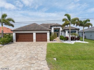 1431 SW 40th TER, Cape Coral, FL 33914