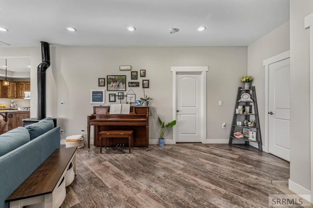 231 S 3421 W, Rexburg, ID 83440