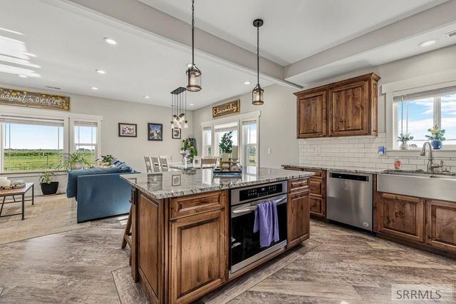 231 S 3421 W, Rexburg, ID 83440