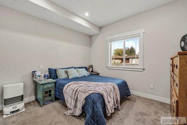 231 S 3421 W, Rexburg, ID 83440