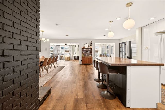 15 Victoria Drive, Brighton, NY 14618