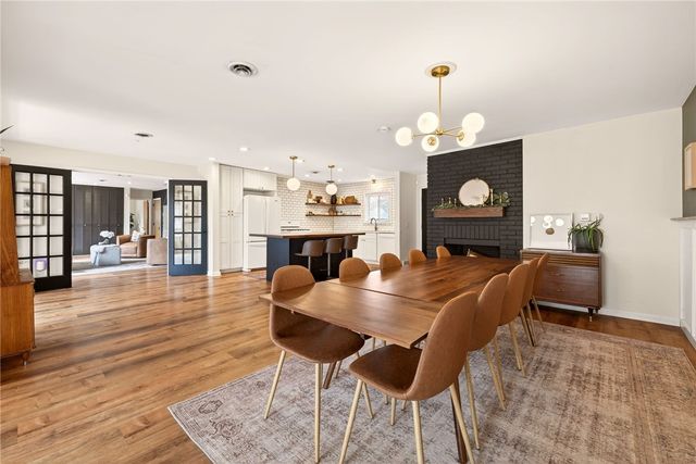 15 Victoria Drive, Brighton, NY 14618