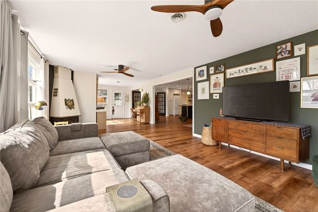 15 Victoria Drive, Brighton, NY 14618